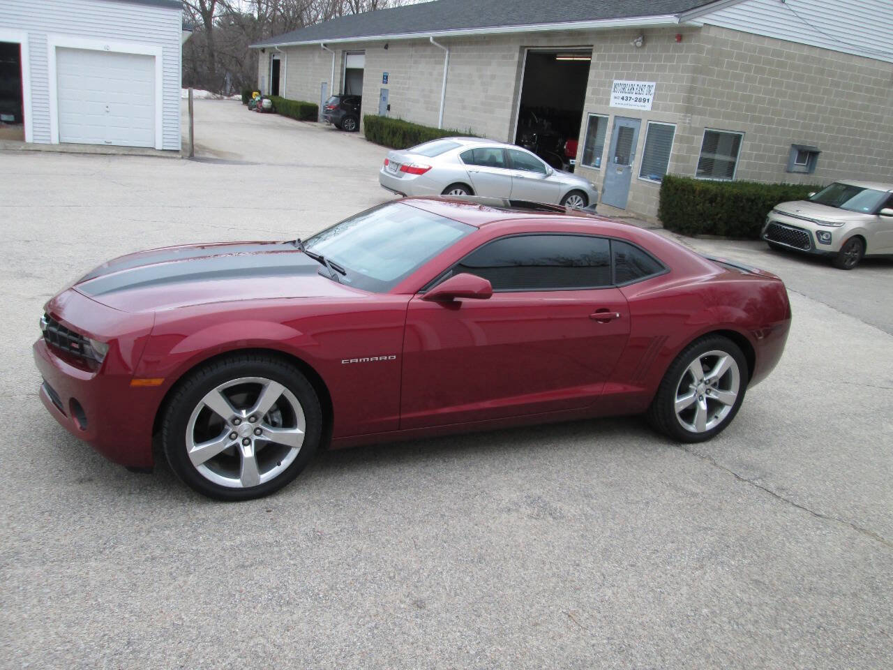 Used 2011 Chevrolet Camaro RS w/ RS Package image 4