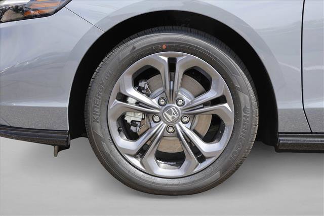 New 2026 Honda Accord EX-L image 9