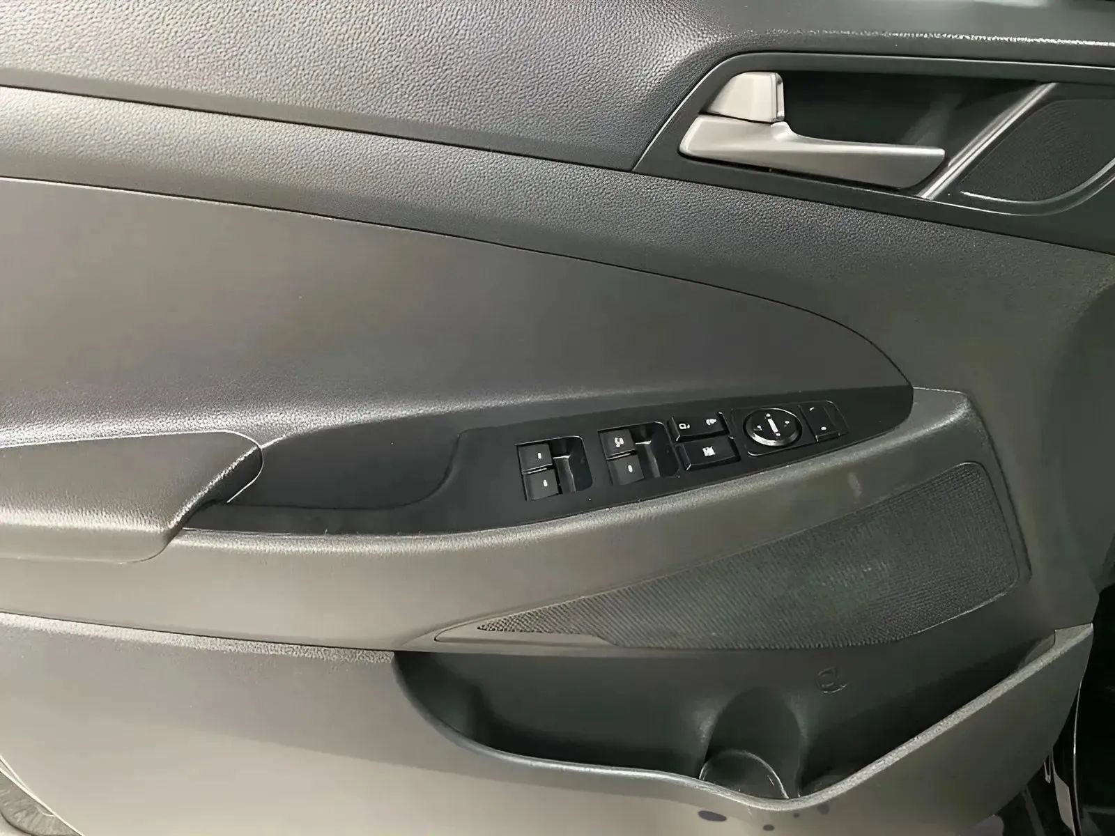 Used 2017 Hyundai Tucson Value FWD image 9