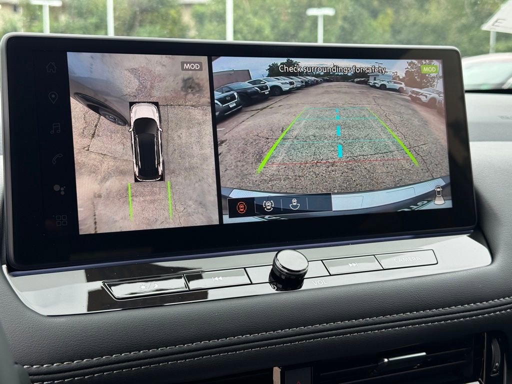 New 2026 Nissan Rogue Platinum image 11