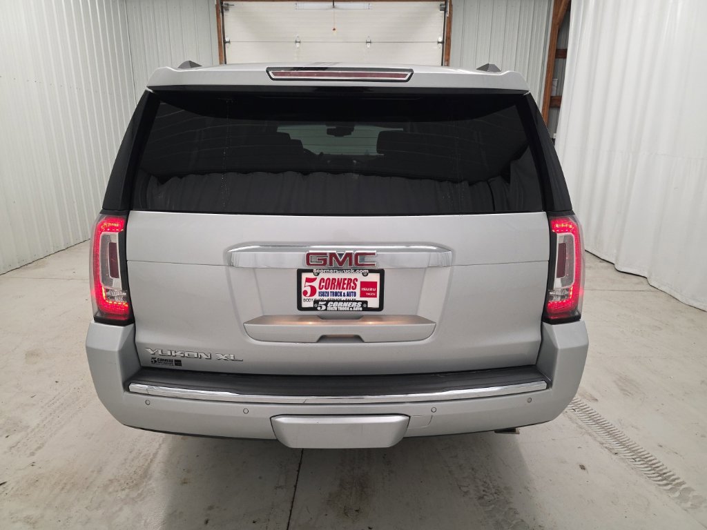 Used 2018 GMC Yukon XL Denali w/ Open Road Package AWD/4WD image 4