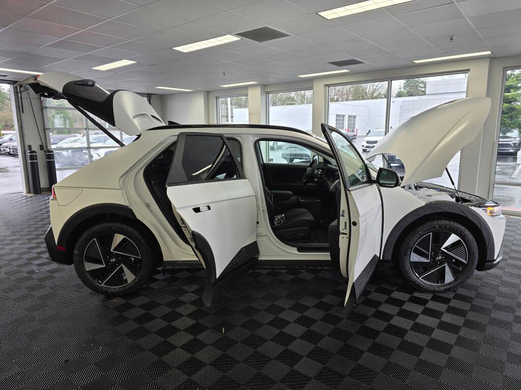 New 2025 Hyundai Ioniq 5 SEL image 15