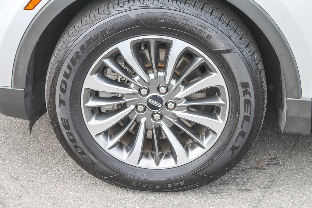 Used 2019 Lincoln Nautilus Select w/ Cargo Utility Package image 14