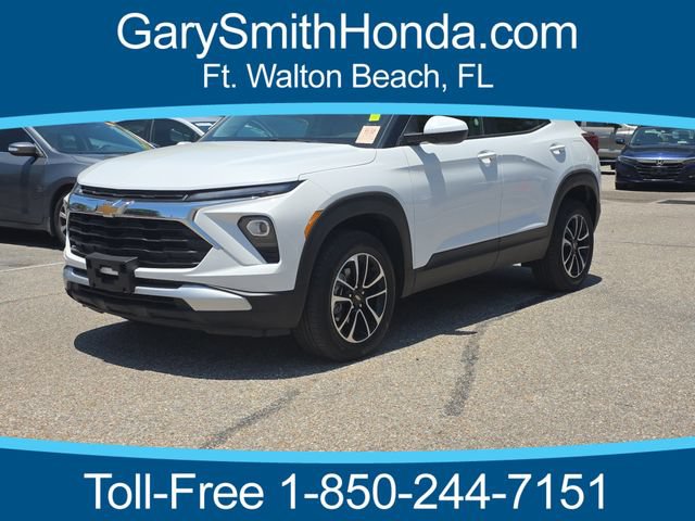 Used 2025 Chevrolet TrailBlazer LT AWD/4WD image 1