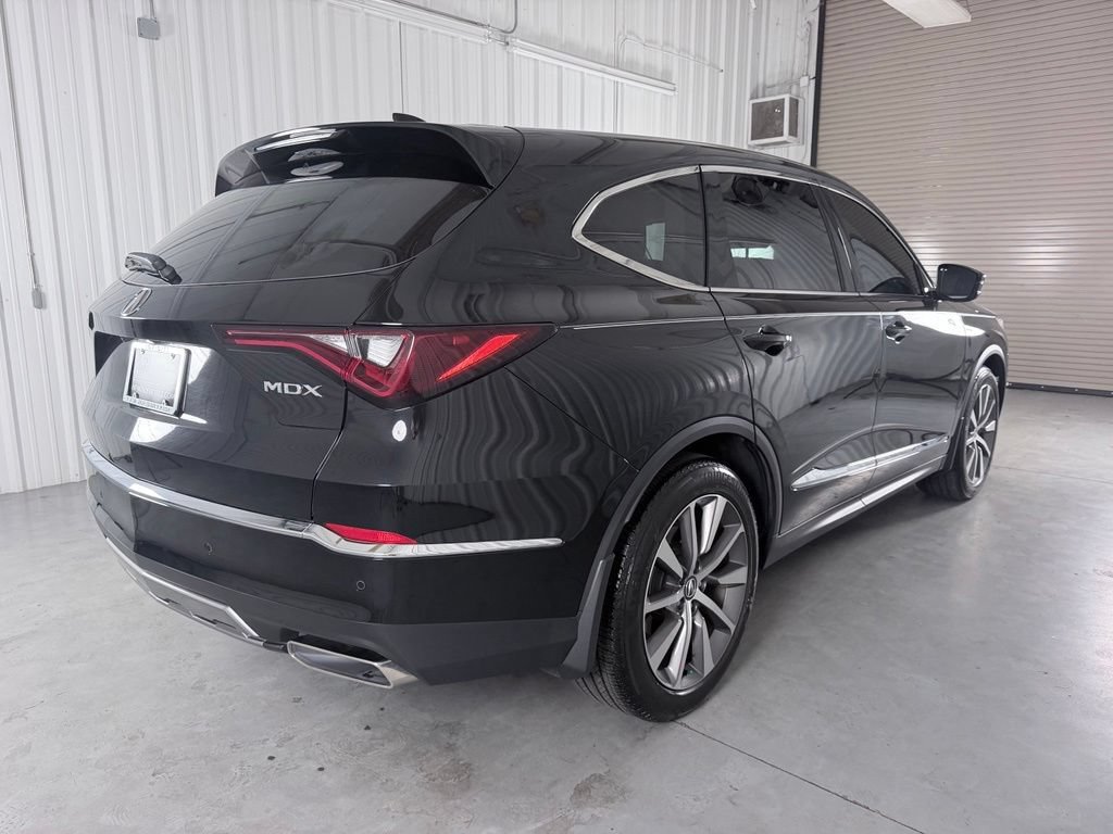 Used 2025 Acura MDX FWD w/ Technology Package image 5