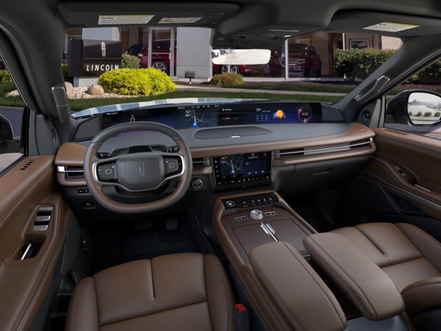 New 2025 Lincoln Navigator L Reserve AWD/4WD image 9