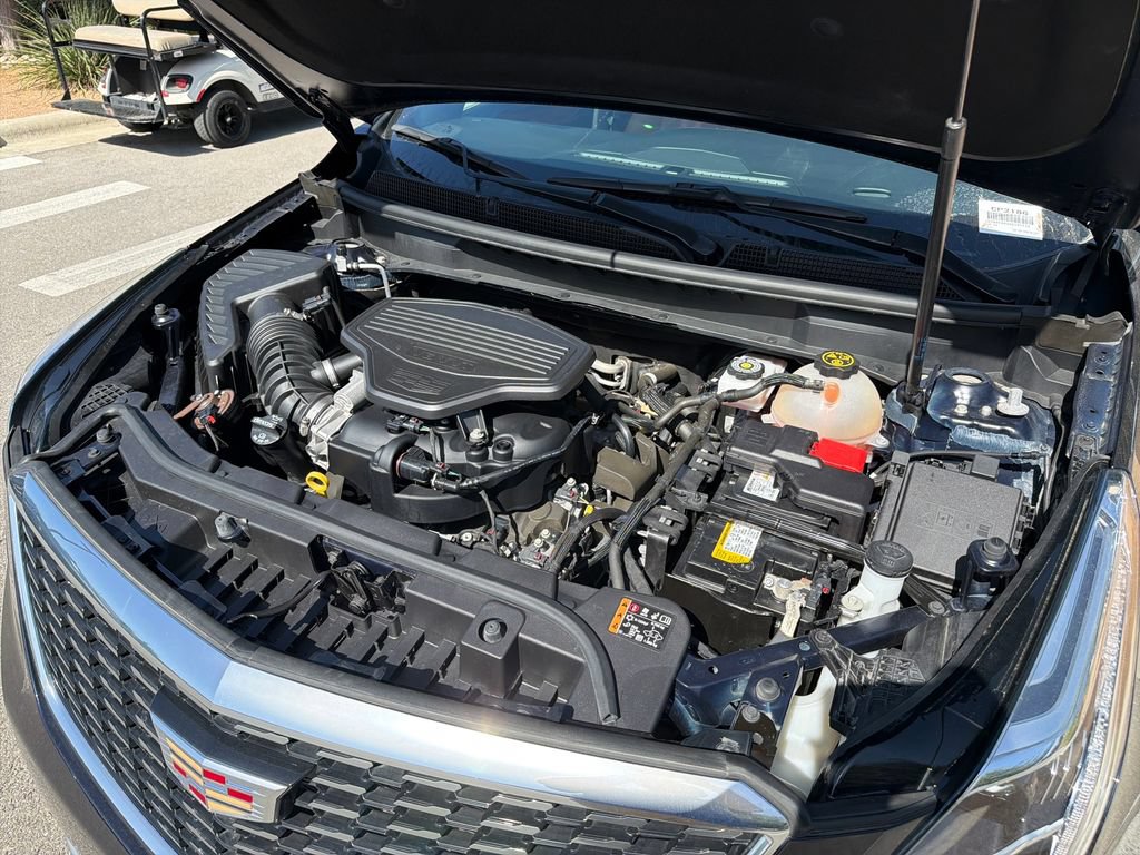 Used 2022 Cadillac XT5 Premium Luxury FWD image 16