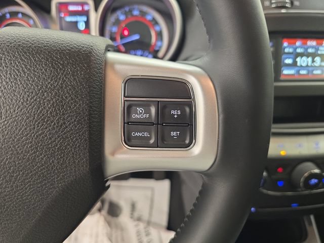 Used 2018 Dodge Journey SXT w/ Blacktop Package FWD image 31