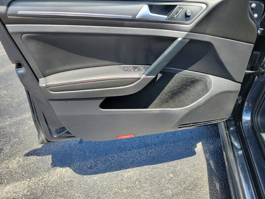 Used 2020 Volkswagen GTI S FWD image 26