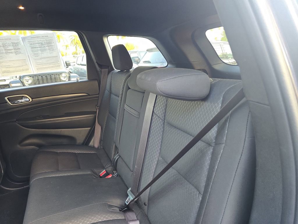 Used 2019 Jeep Grand Cherokee Laredo image 15