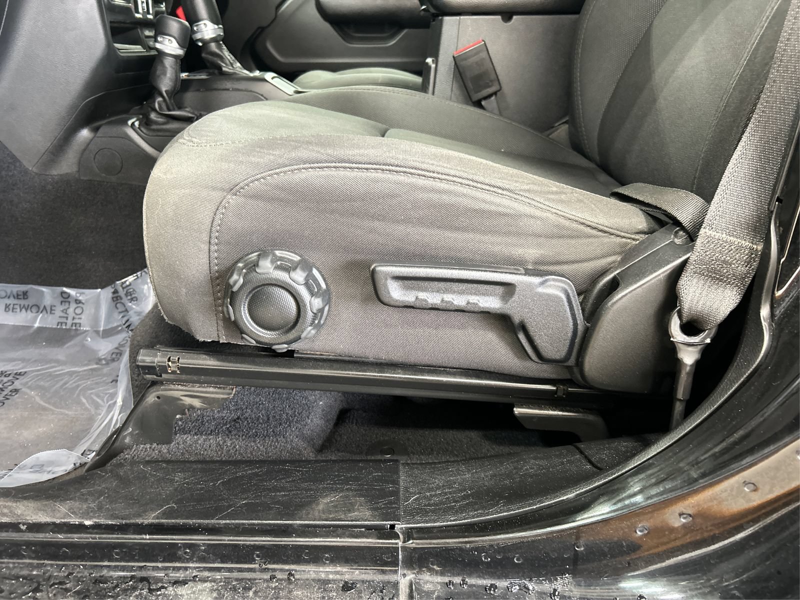 Used 2023 Jeep Wrangler Unlimited Sport AWD/4WD image 18