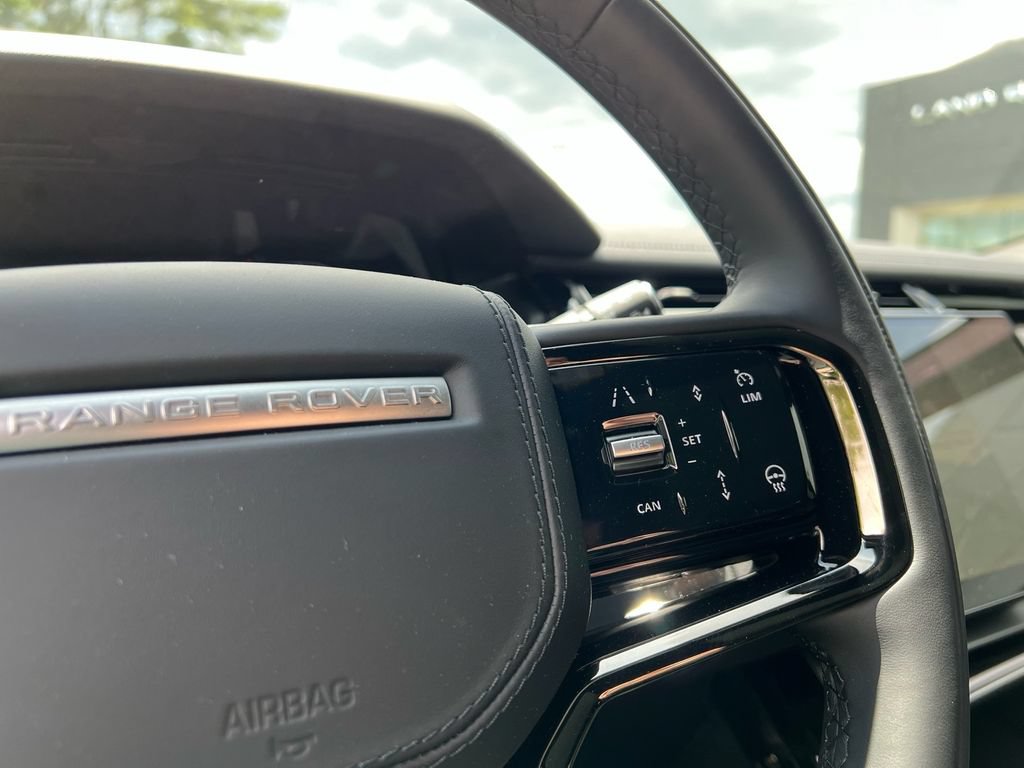 New 2026 Land Rover Range Rover Velar Belgravia AWD/4WD image 13