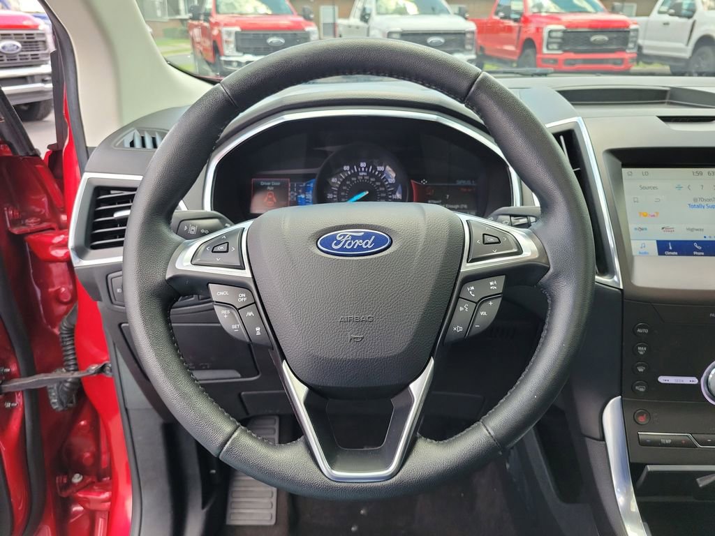 Certified 2020 Ford Edge Titanium AWD/4WD image 22