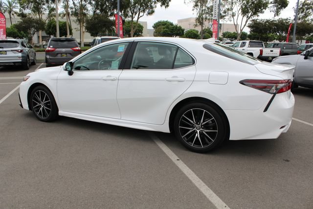 Certified 2024 Toyota Camry SE FWD image 7