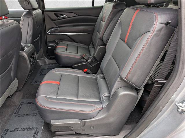 Used 2026 Chevrolet Traverse RS AWD/4WD image 23