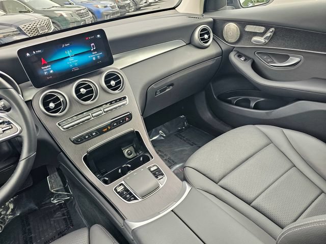 Used 2021 Mercedes-Benz GLC 300 4MATIC image 35