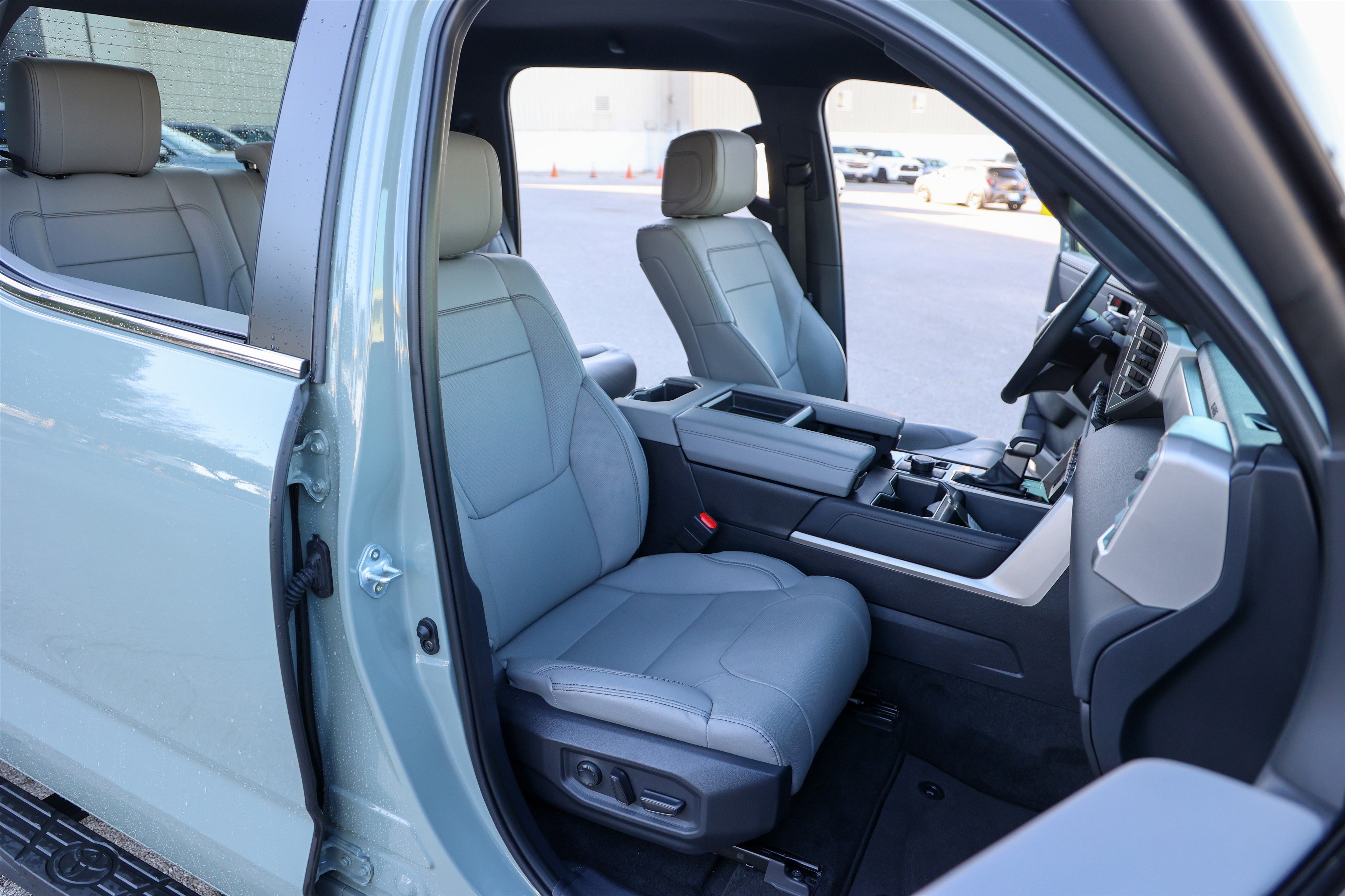 Certified 2026 Toyota Tundra Limited w/ Power Package image 36