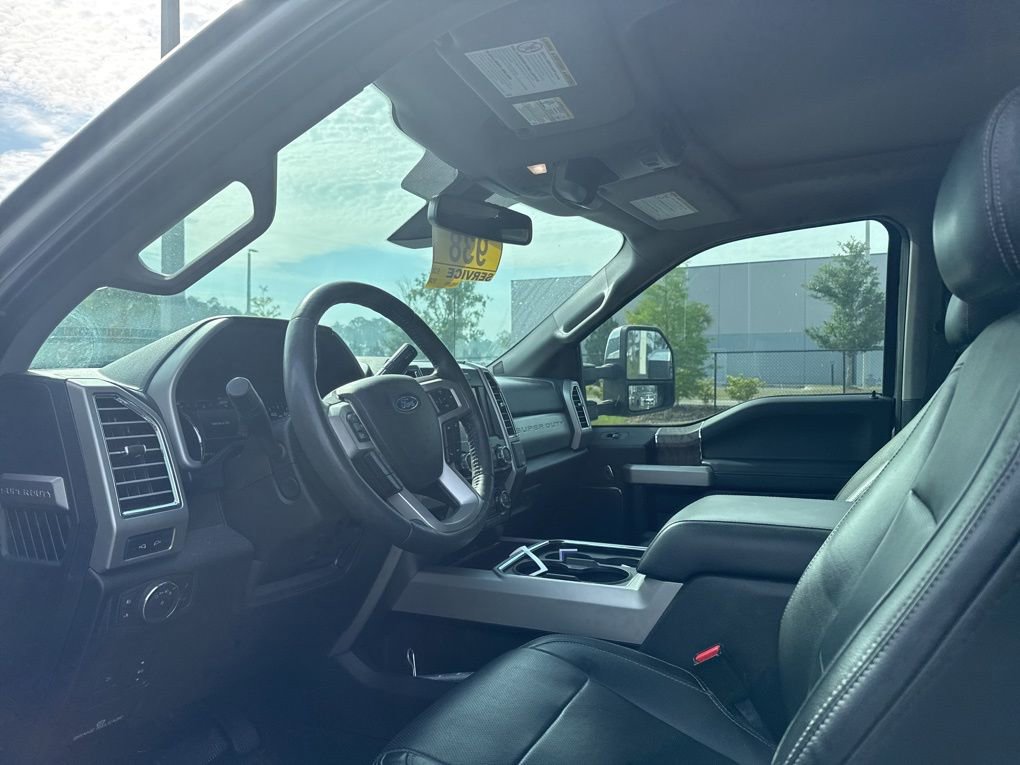 Used 2017 Ford F250 Lariat w/ Lariat Ultimate Package RWD image 6