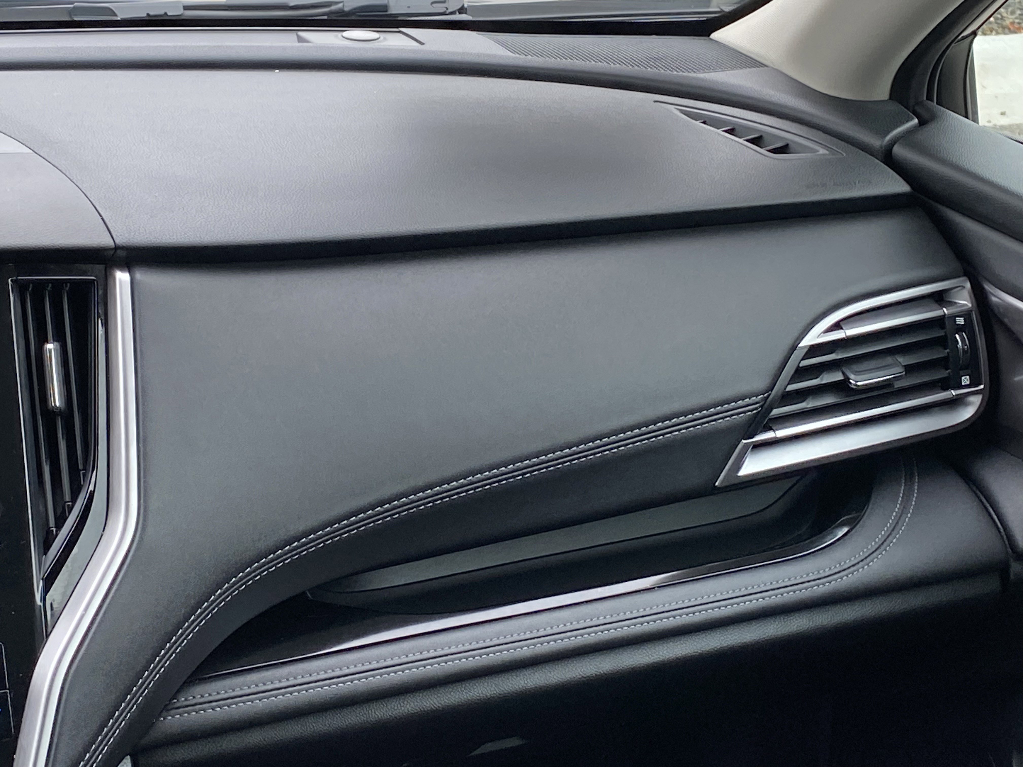 Used 2023 Subaru Outback Limited XT image 22