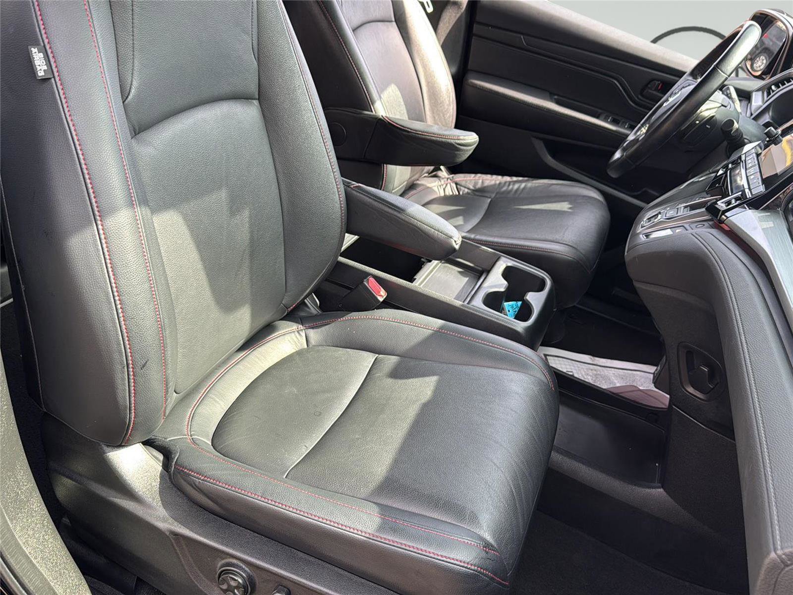 Used 2024 Honda Odyssey Sport image 27