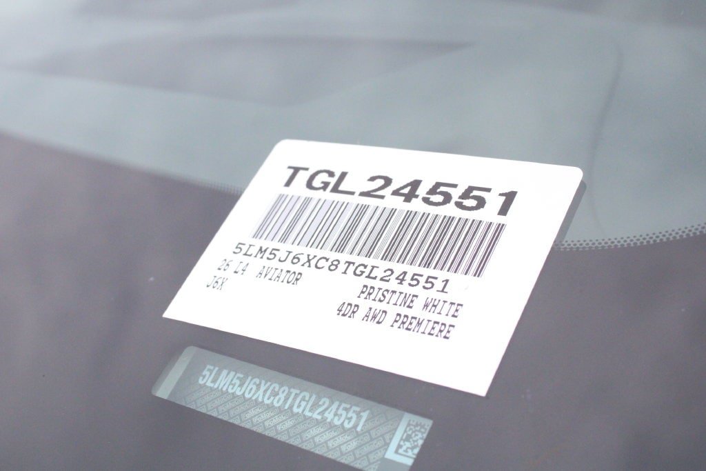 New 2026 Lincoln Aviator AWD image 39