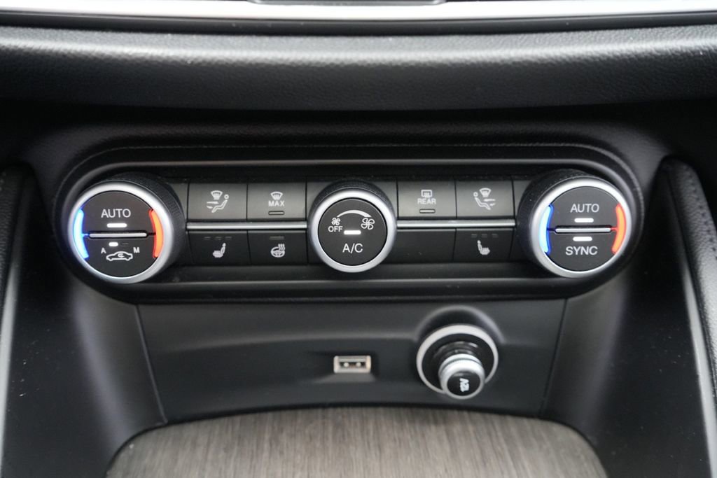 Used 2020 Alfa Romeo Stelvio Ti w/ Active Blind Spot Package image 35