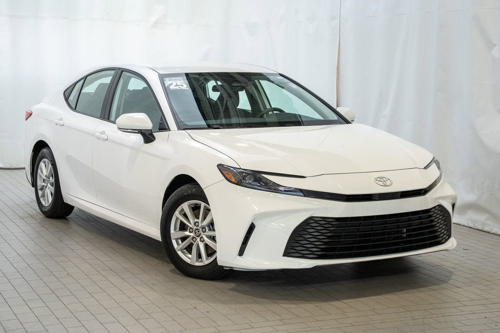 Used 2025 Toyota Camry LE