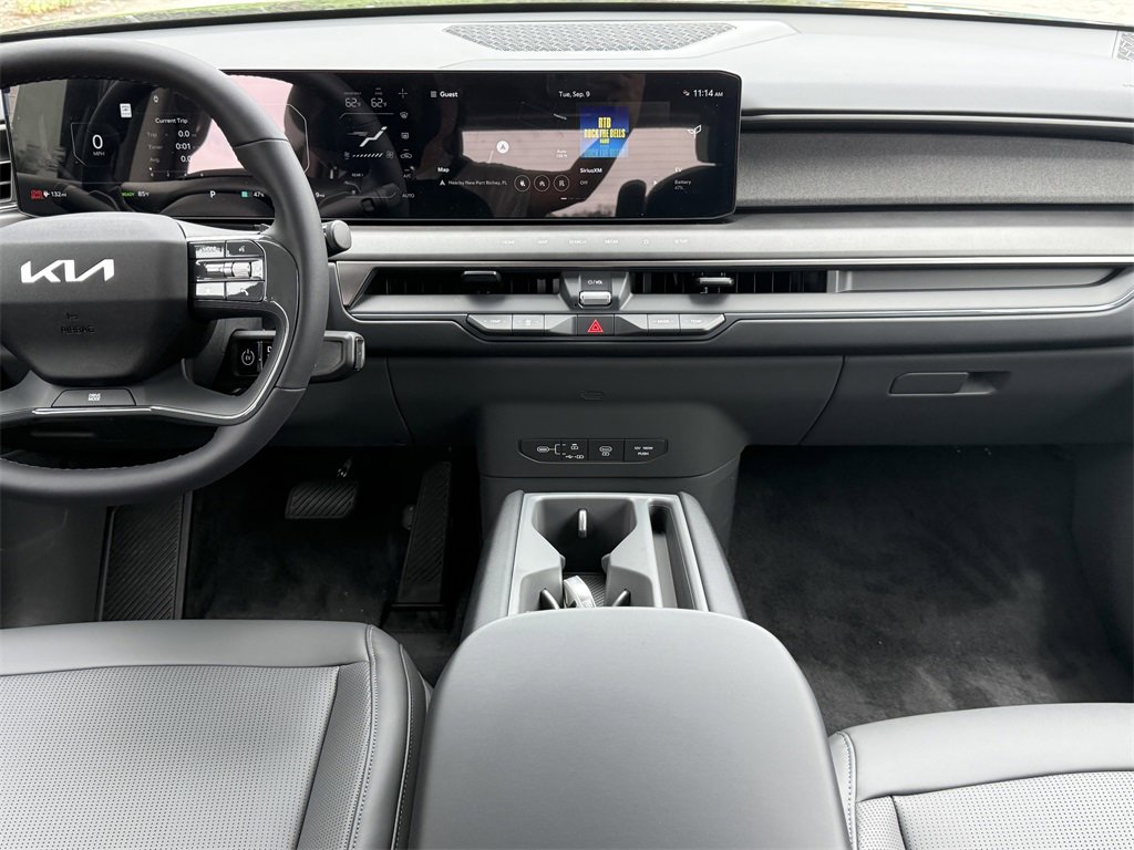 New 2026 Kia EV9 Light image 17