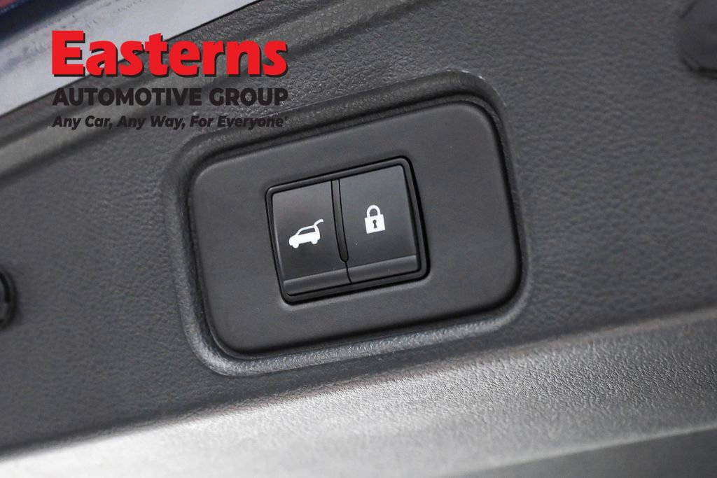 Used 2024 Nissan Pathfinder SL image 22