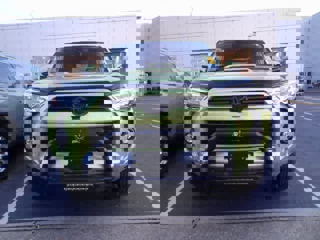 Used 2023 Toyota 4Runner TRD Off-Road Premium image 2