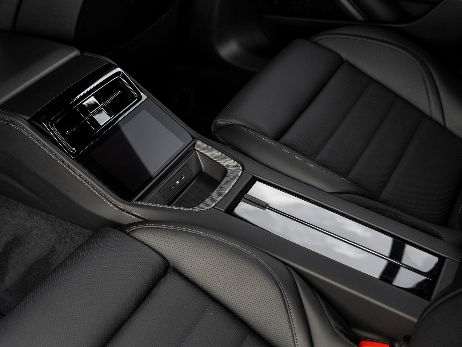 New 2026 Porsche Panamera 4 AWD/4WD image 36