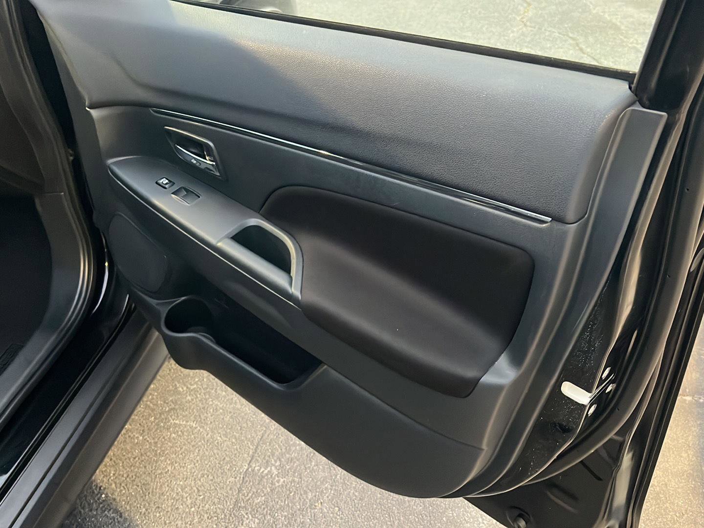 Used 2024 Mitsubishi Outlander Sport AWD image 14