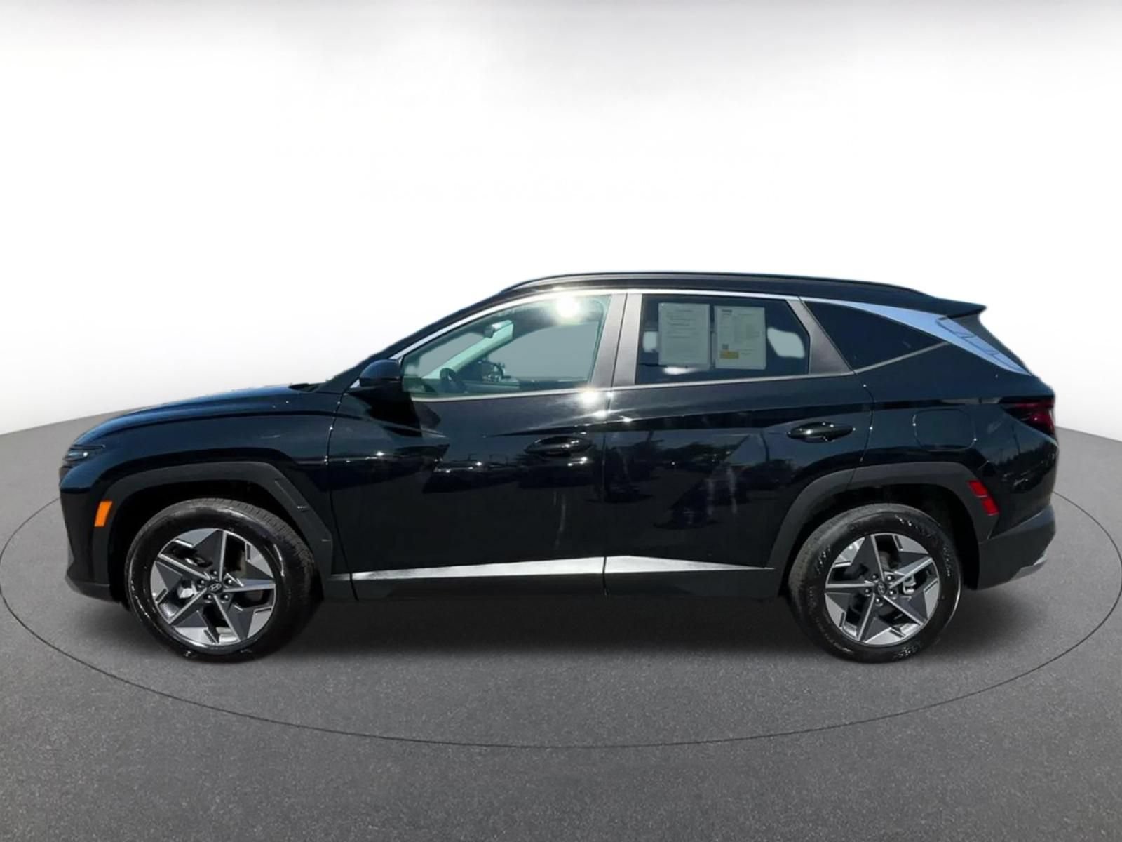 Used 2026 Hyundai Tucson SEL Plus AWD/4WD image 7