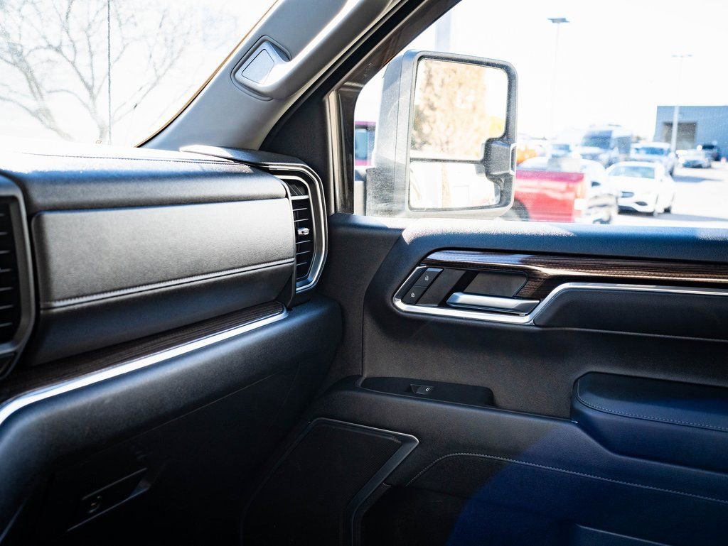 Used 2023 Chevrolet Silverado 1500 RST w/ Protection Package AWD/4WD image 31