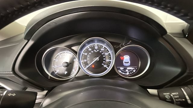Used 2020 MAZDA CX-5 Touring AWD/4WD image 17