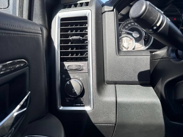 Used 2014 RAM 1500 Limited AWD/4WD image 24
