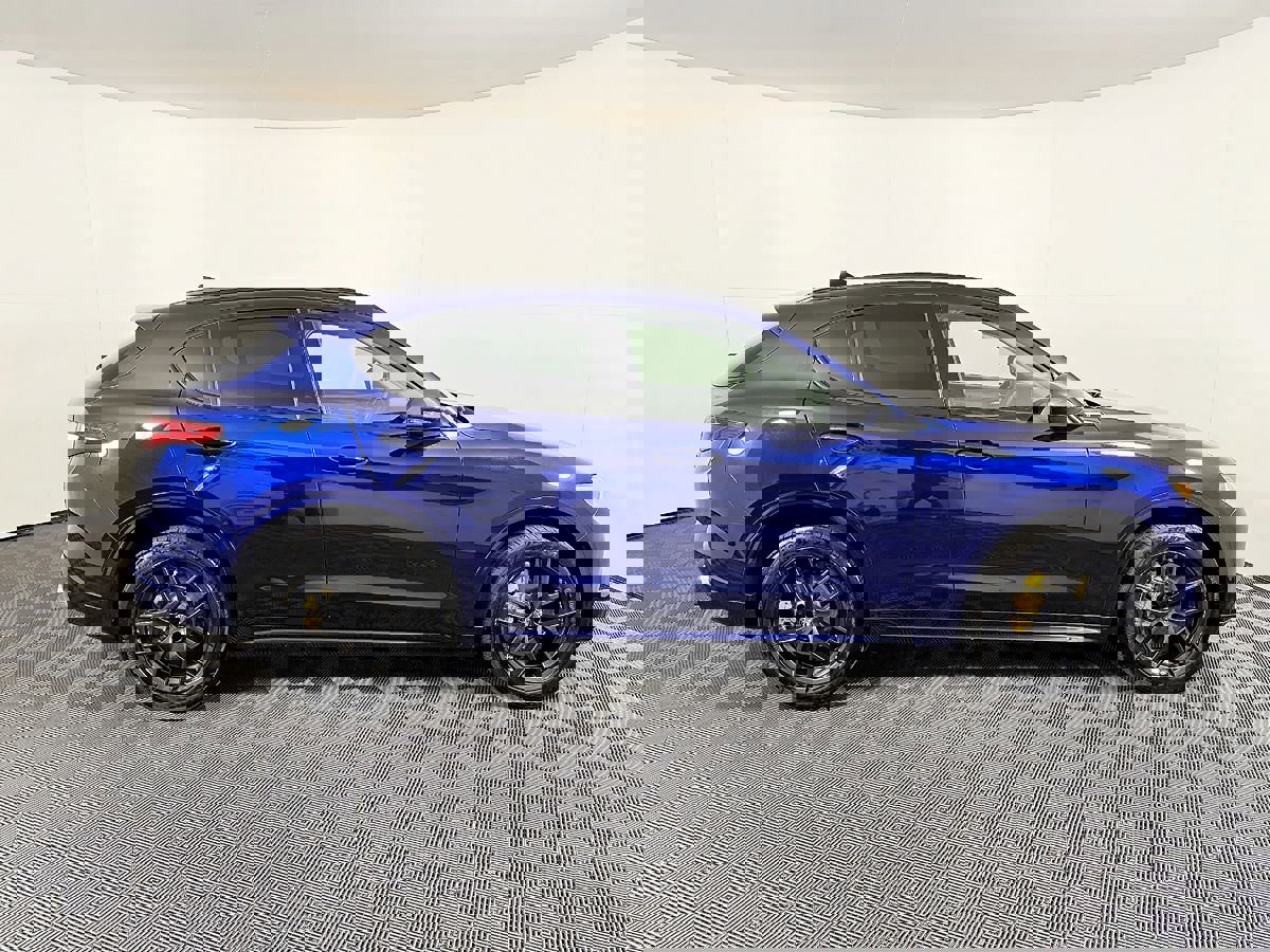 Used 2021 Alfa Romeo Stelvio Ti w/ Premium Package image 6