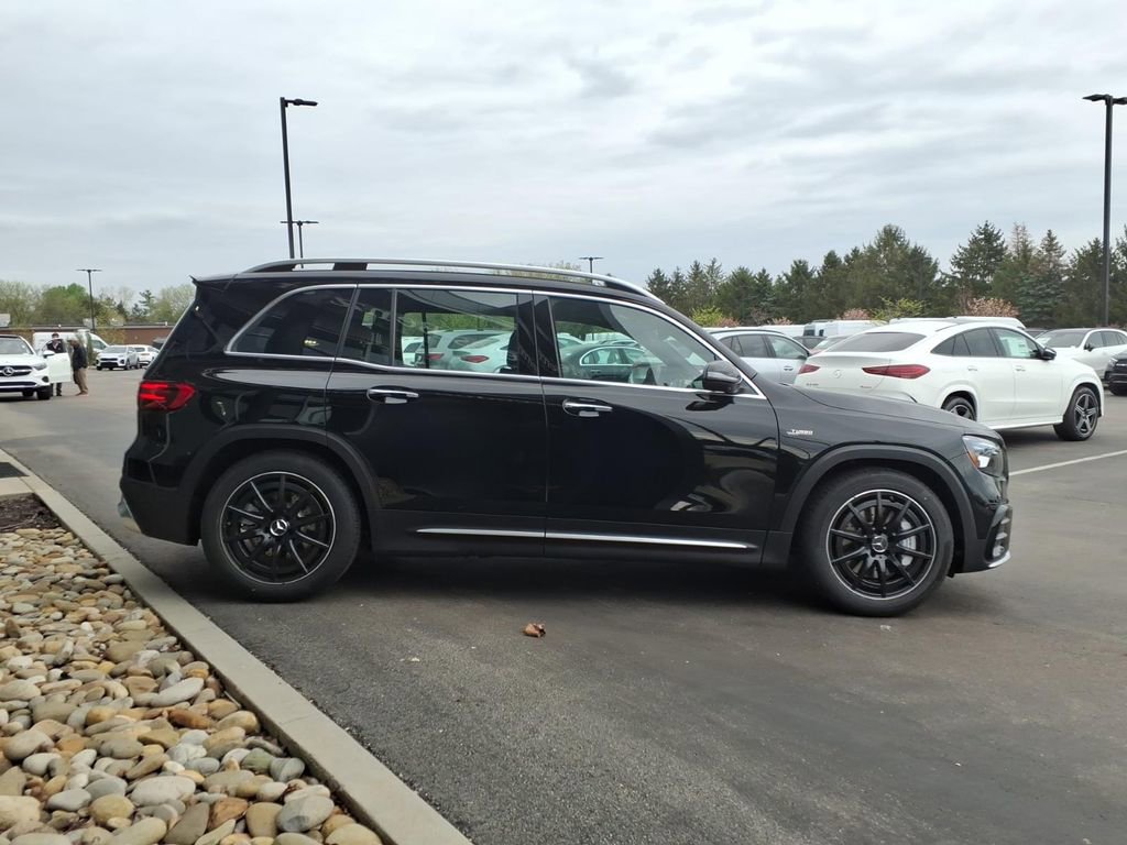 New 2026 Mercedes-Benz GLB 35 AMG 4MATIC image 7