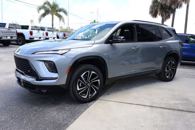 New 2026 Buick Enclave Sport Touring w/ Power Package FWD image 4