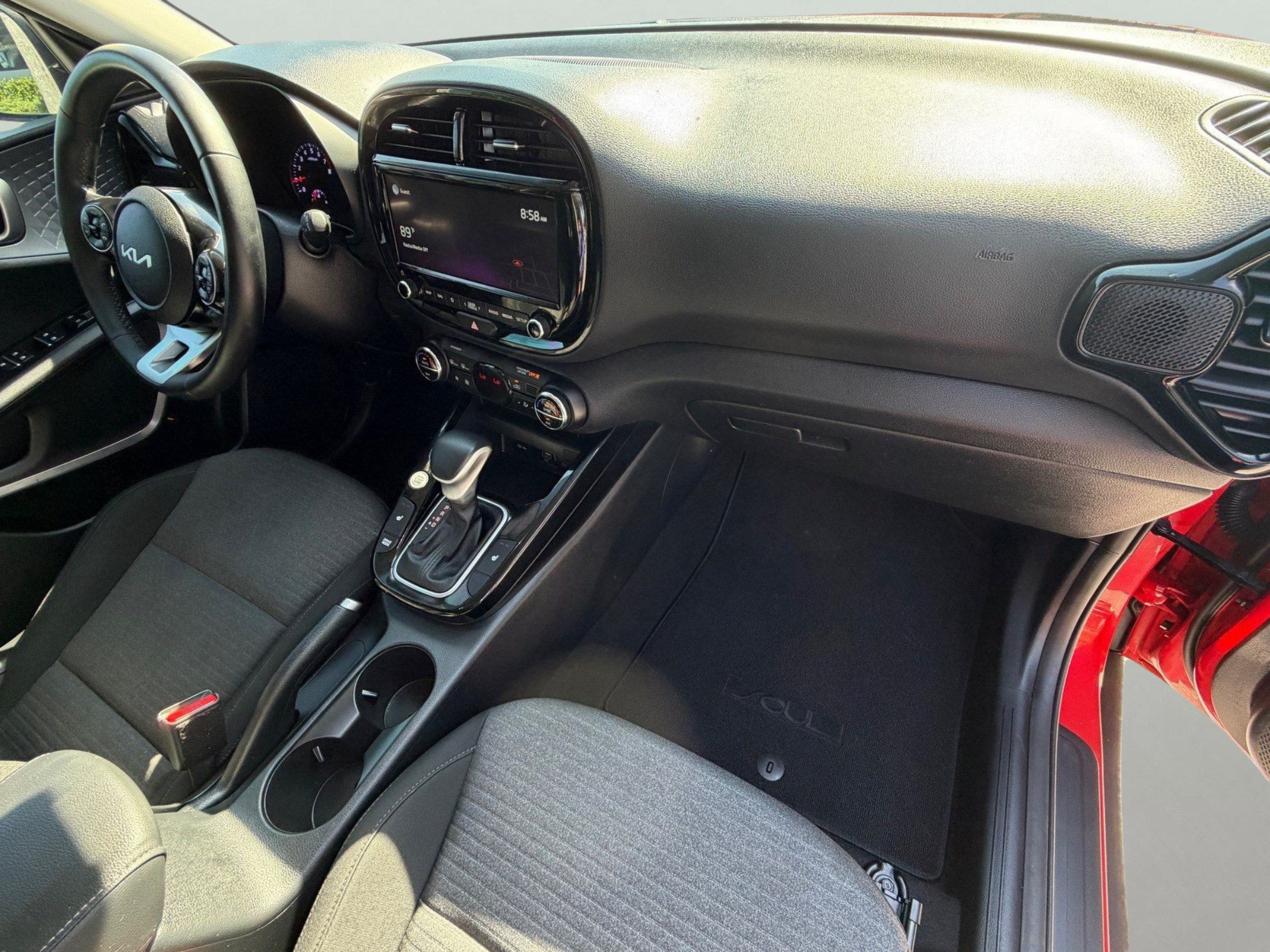 Certified 2022 Kia Soul EX FWD image 16