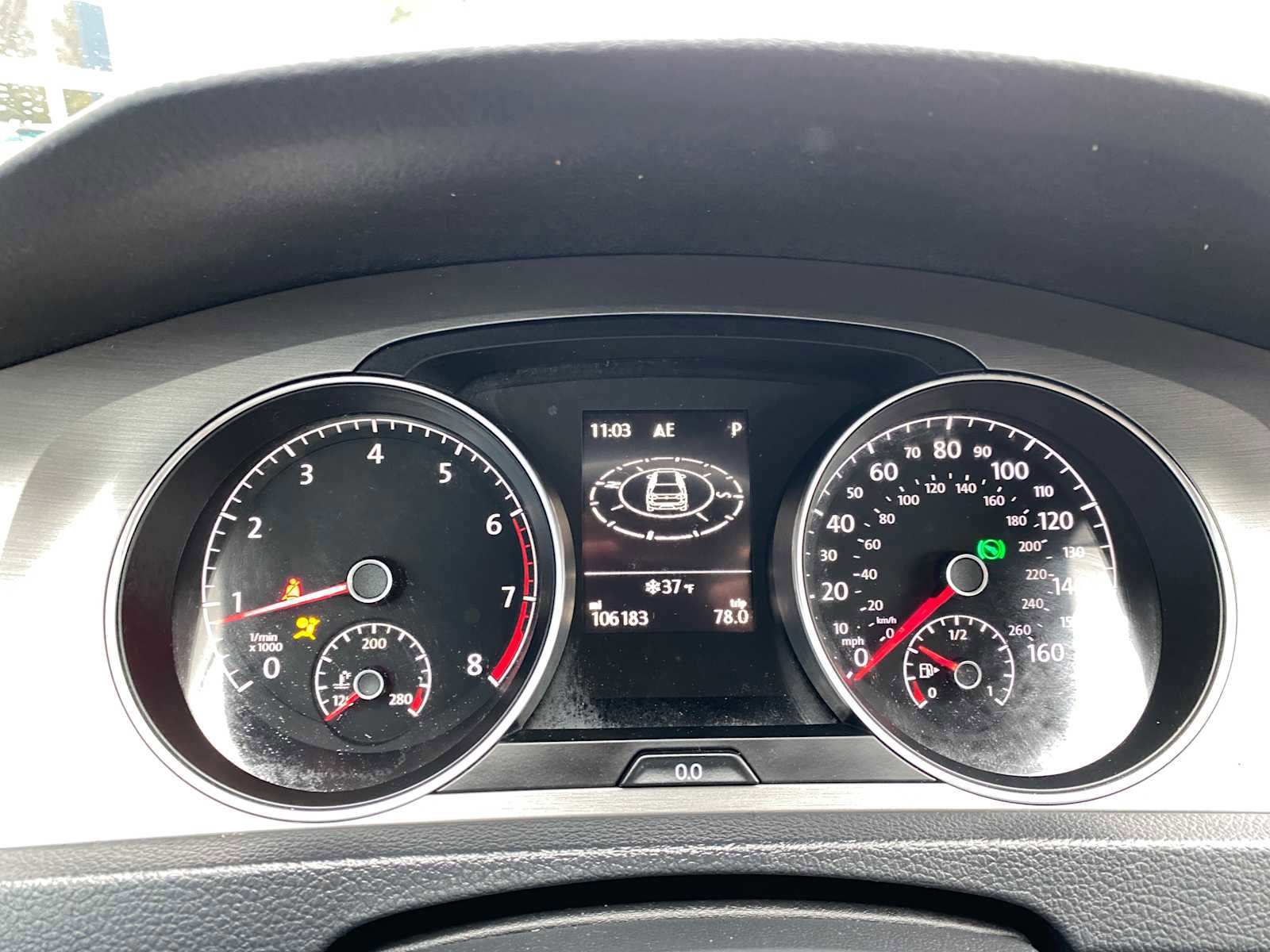 Used 2016 Volkswagen Golf S image 15