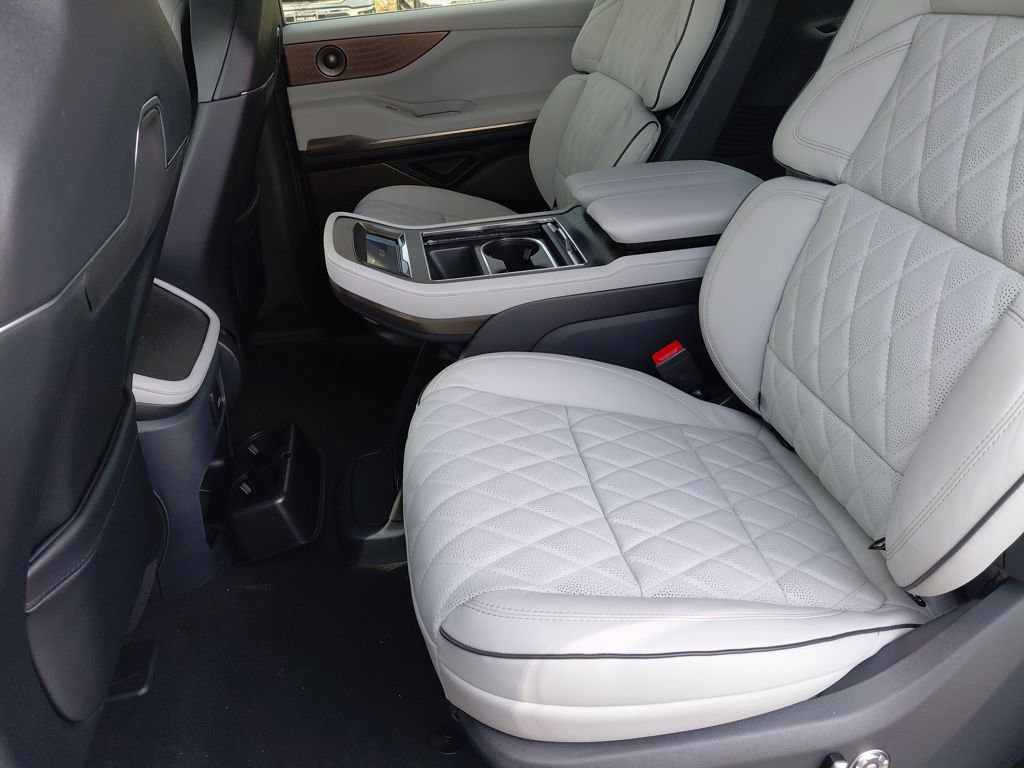 New 2026 Lincoln Navigator L Black Label image 54