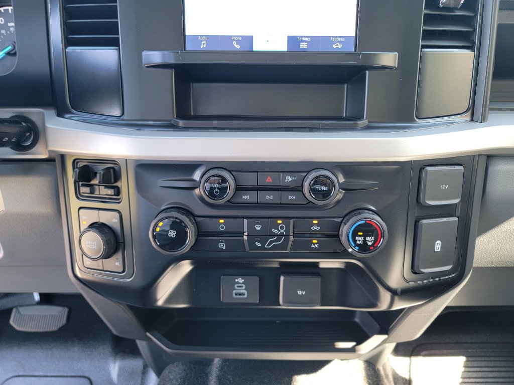 New 2026 Ford F250 XL image 24
