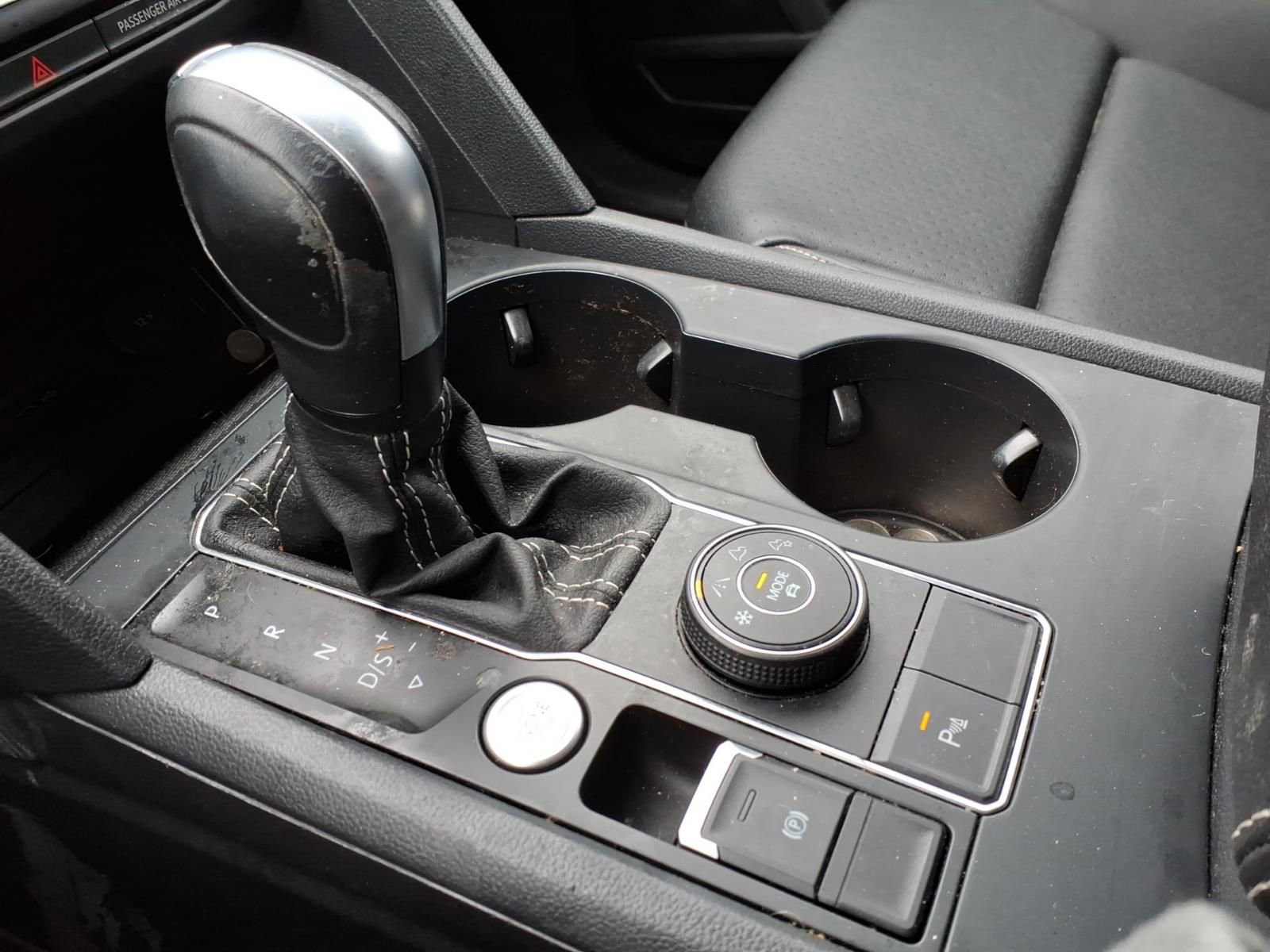 Used 2021 Volkswagen Atlas SE image 19