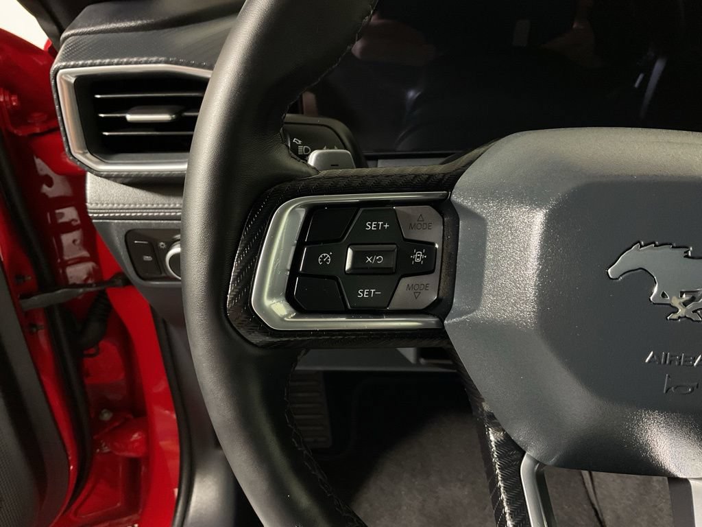 Used 2025 Ford Mustang GT Premium RWD image 27