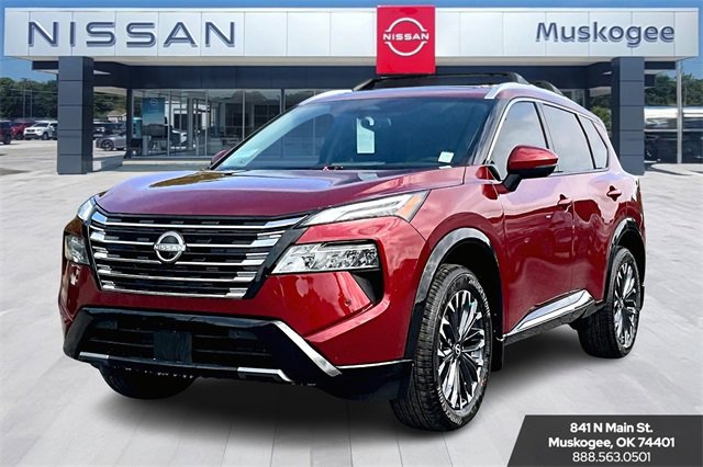 New 2026 Nissan Rogue Platinum image 2