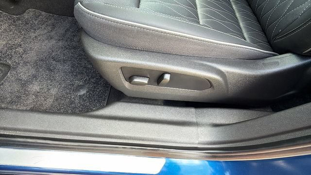 Used 2023 Buick Envision Avenir FWD image 22