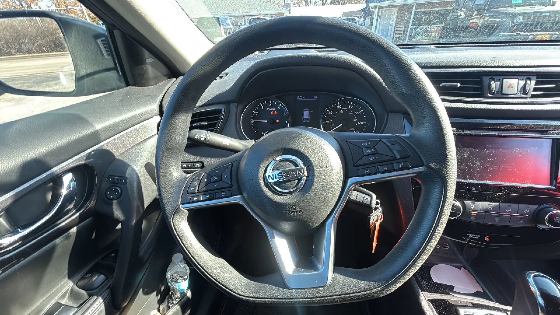 Used 2018 Nissan Rogue S image 15