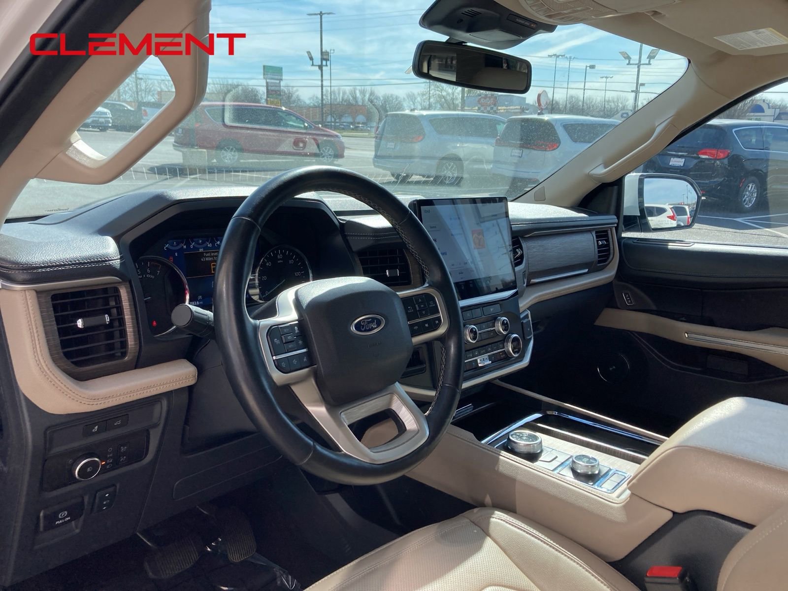 Used 2024 Ford Expedition Limited image 22