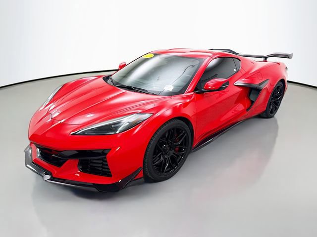 Used 2023 Chevrolet Corvette Z06 w/ Z07 Performance Package image 3
